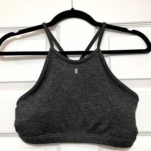 NOBULL racer back, high neck sports bra EUC! Size Medium